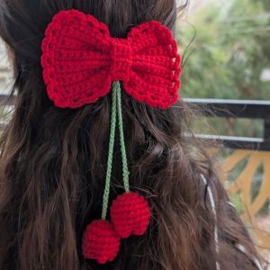 Handmade Crochet Sunflower Hair Clips for Girls & Women Cute Knitted Flower Hair Accessories Yellow & Brown Aesthetic Hairpins for Gifts